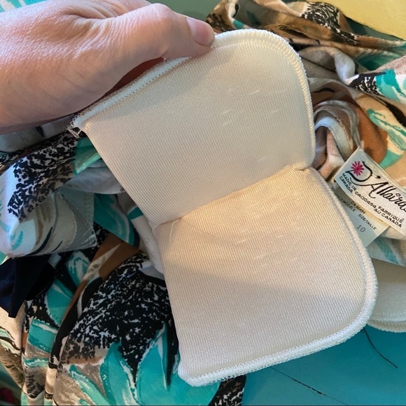 Vintage  D’allairds Hawaiian‎ dress - Picture 6 of 9